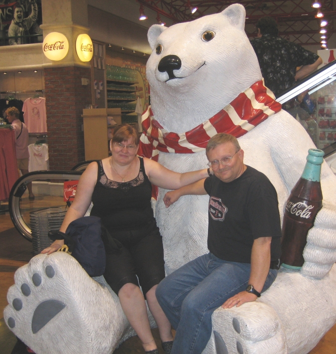 vegas_monica_tom_bear